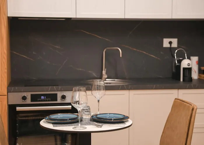 Eli Luxury Apartment *