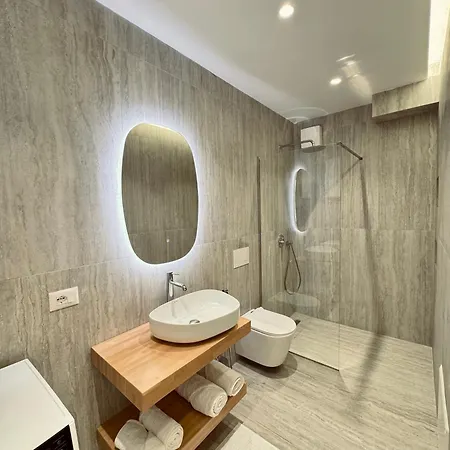 公寓 Eli Luxury Apartment 地拉那